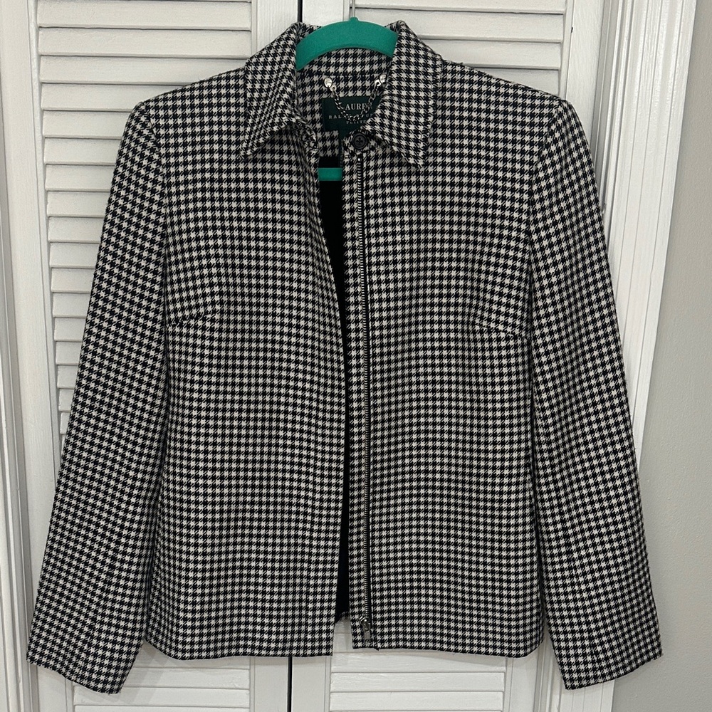 Ralph Lauren Monochrome Houndstooth Jacket. 100% wool